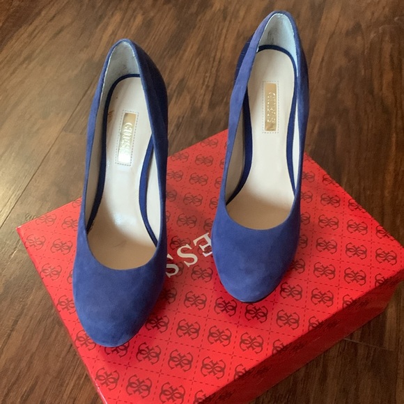 Guess Blue Suede Croc embossed stilettos with gold heel - Picture 6 of 9
